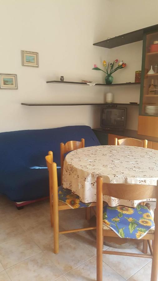 Casa Vacanza Costa Rossa vista mare Trinità dʼAgultu Esterno foto