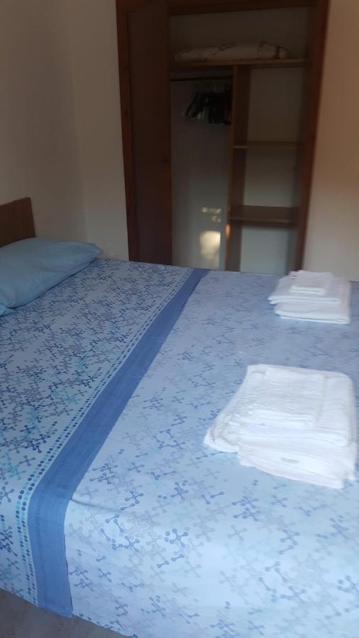 Casa Vacanza Costa Rossa vista mare Trinità dʼAgultu Esterno foto